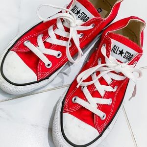 Converse Chuck Taylor All-Star tennis shoes sz 6